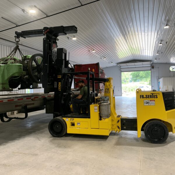 Reducing Carbon Footprint: Innovative Technologies & Strategies in Heavy Equipment Moving